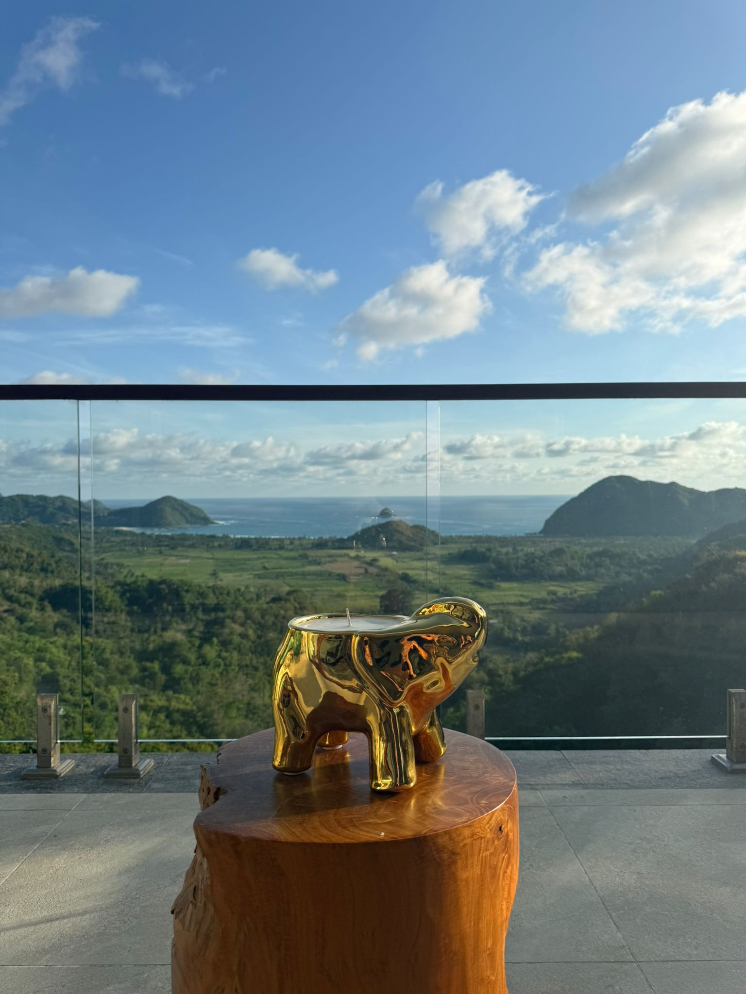Bild 4 — Elefante Imperiale frontal in goldener Galvanisierung, Skulptur aus Italien